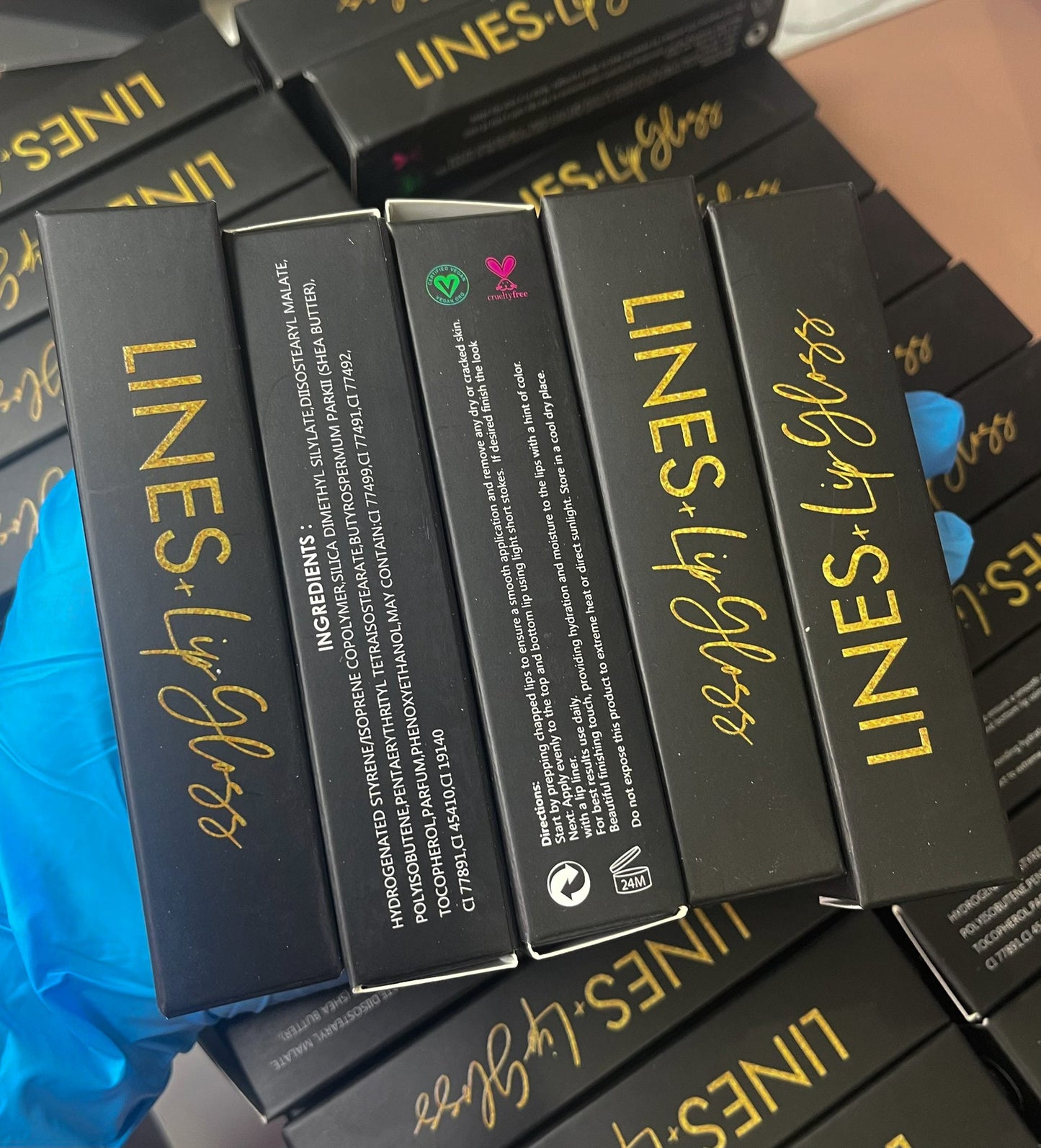 Private Label Non Sticky Hydrating Vegan Lipgloss