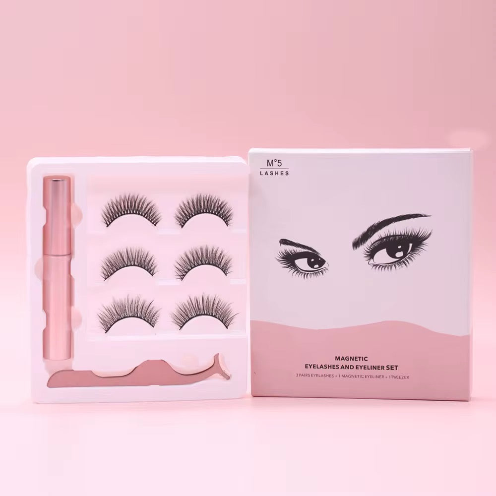 25 Pack Wholesale Magnetic Lash Book