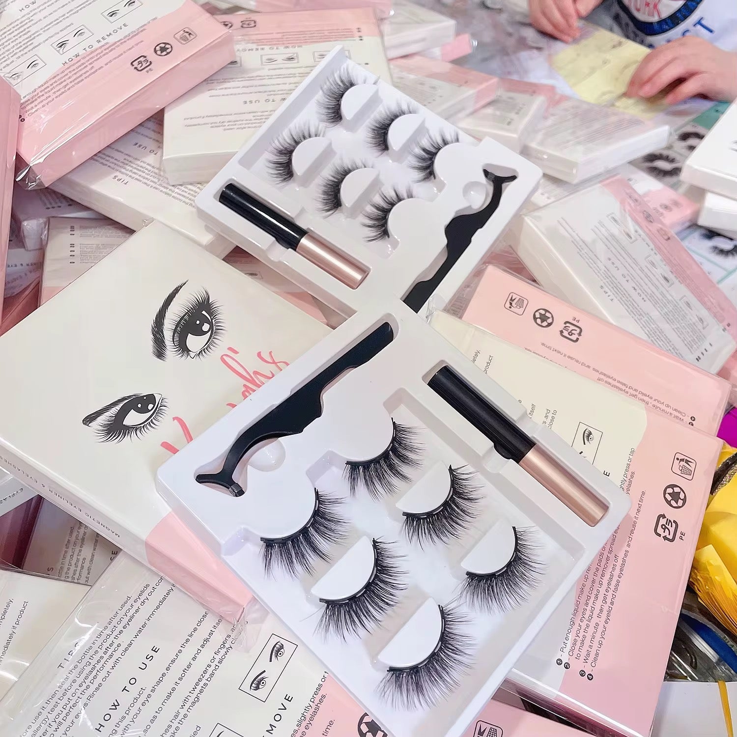 50 Pack Private Label Magnetic Lash Book