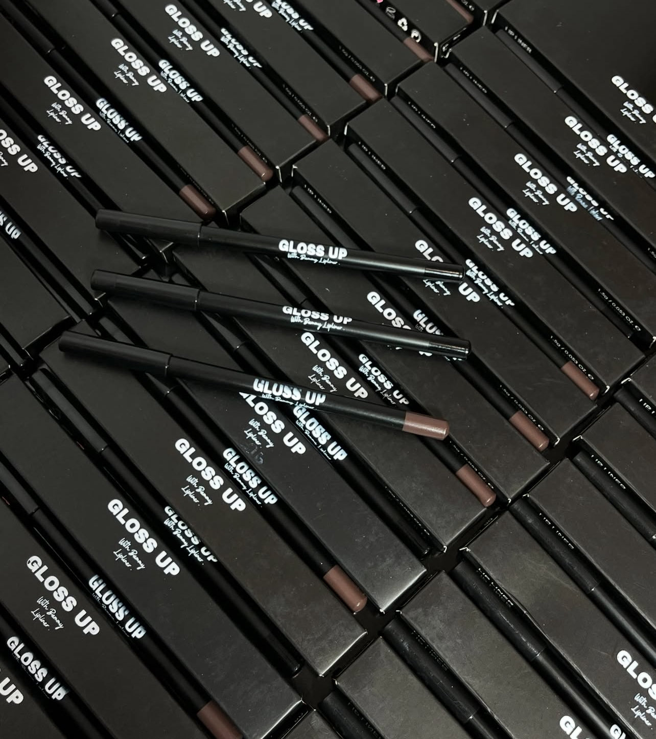 50pcs Private Label Creamy Precision Lip Liner Black Pencil
