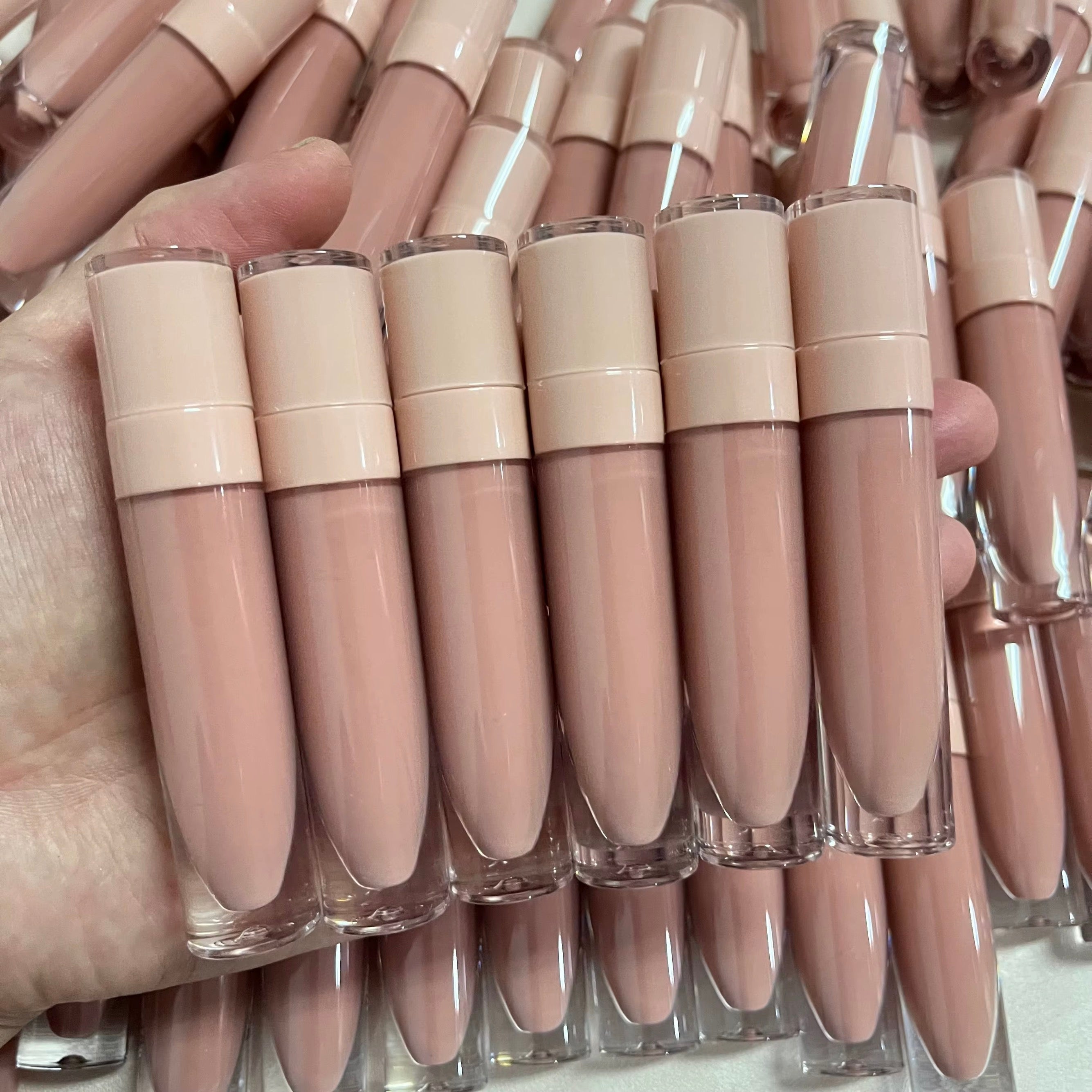 Wholesale Non Sticky Lip Gloss (1.2)